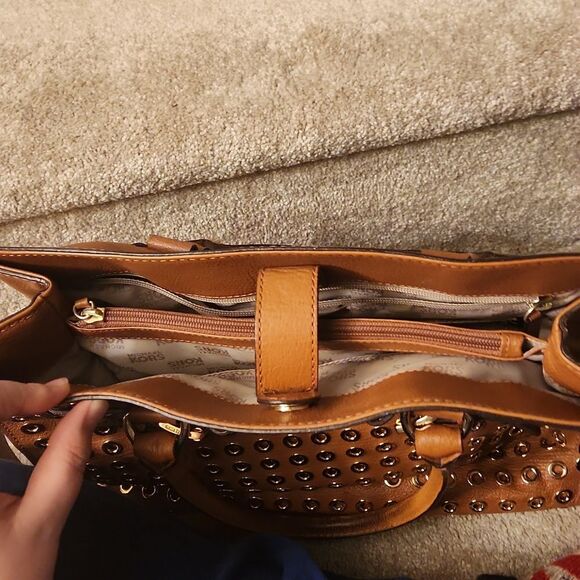 Michael Kors Brown Hamilton Tall Tote Bag w/ Rivets & Matching Ziparound Wallet - Picture 7 of 13